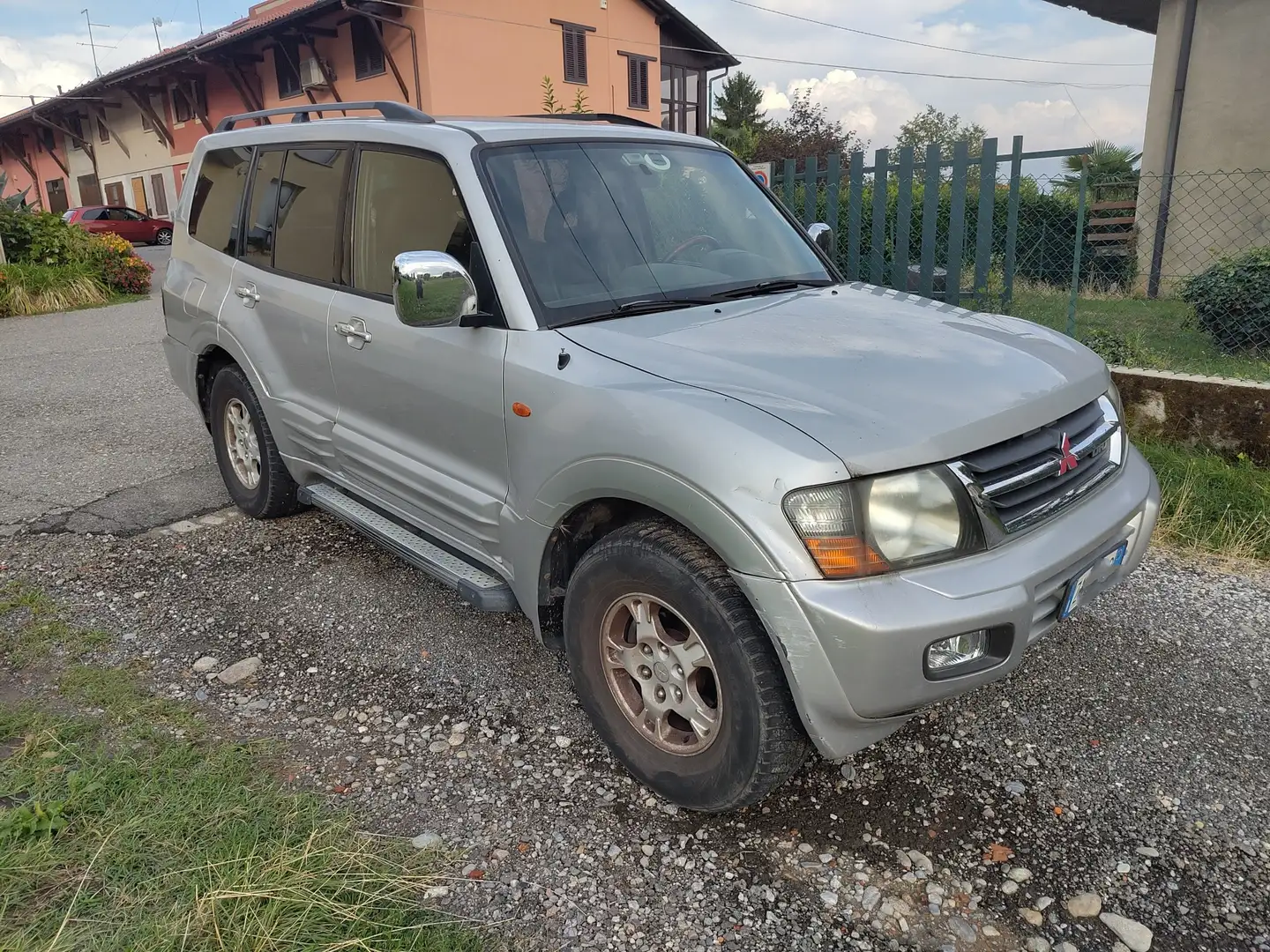 Mitsubishi Pajero 3.2 DI-D Elegance - 2