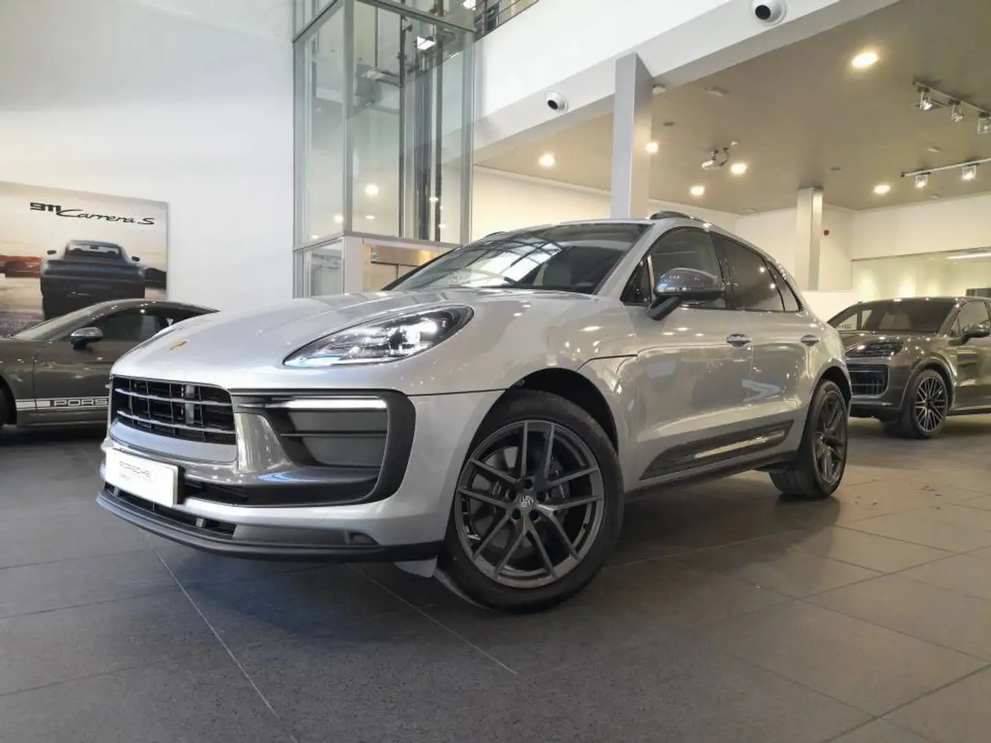 Porsche Macan T Aut. Argent - 1