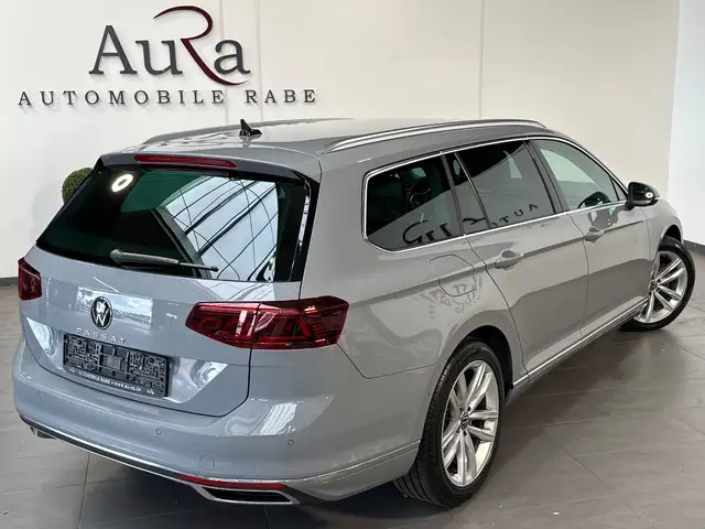 Volkswagen Passat view 4
