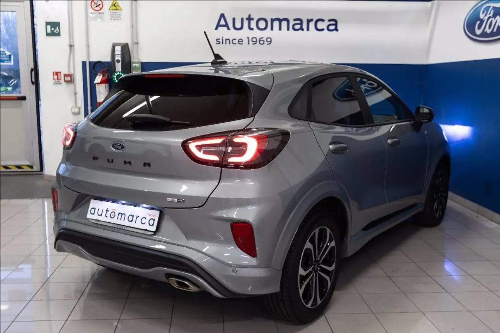 Ford Puma 1.0 ecoboost h ST-Line s&s 125cv Gris - 2