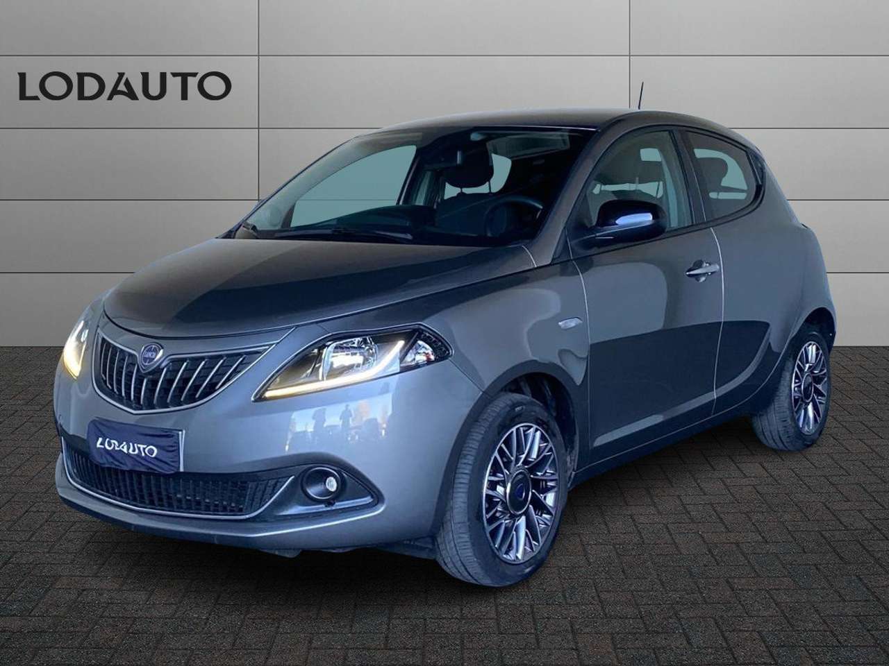 Lancia Ypsilon 1.0 FireFly 70cv S&S Hybrid GOLD
