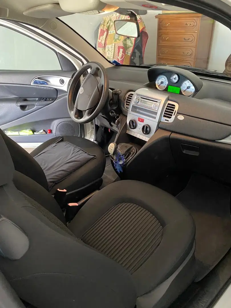 Lancia Ypsilon 1.2 8v Argento - 2