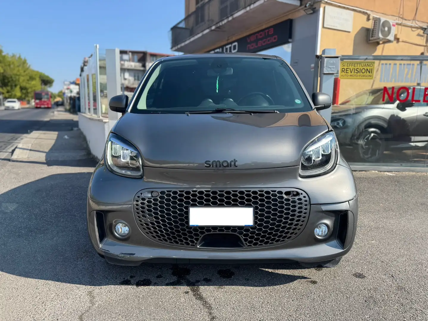 smart forTwo Cabrio 0.9 t Brabus Edition 90cv twinamic Grijs - 2