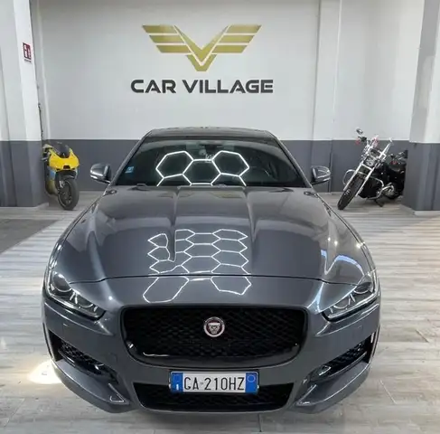 Jaguar XE XE 2.0 D 180 CV AWD aut. R-Sport
