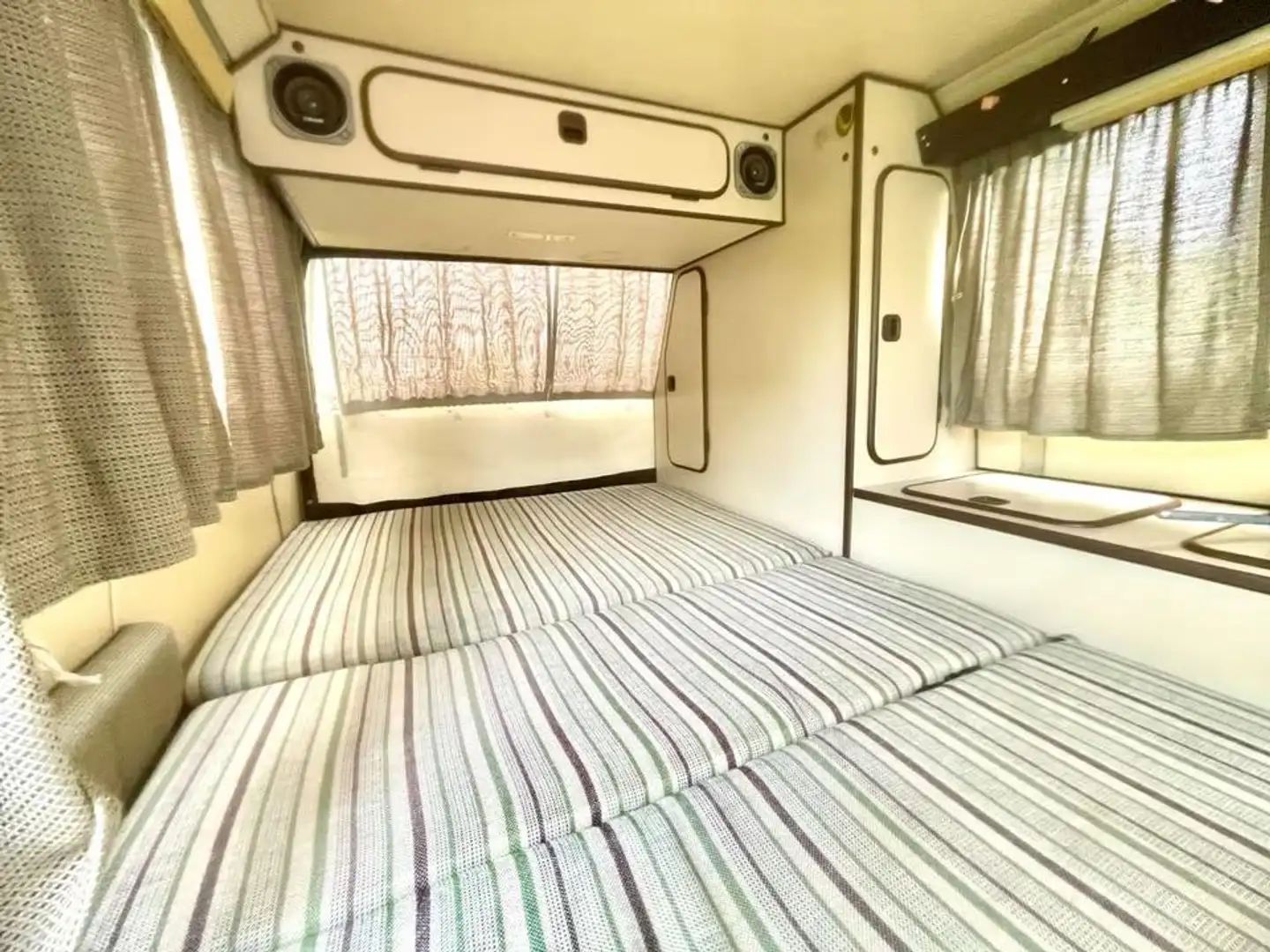 Volkswagen T3 Bej - 2