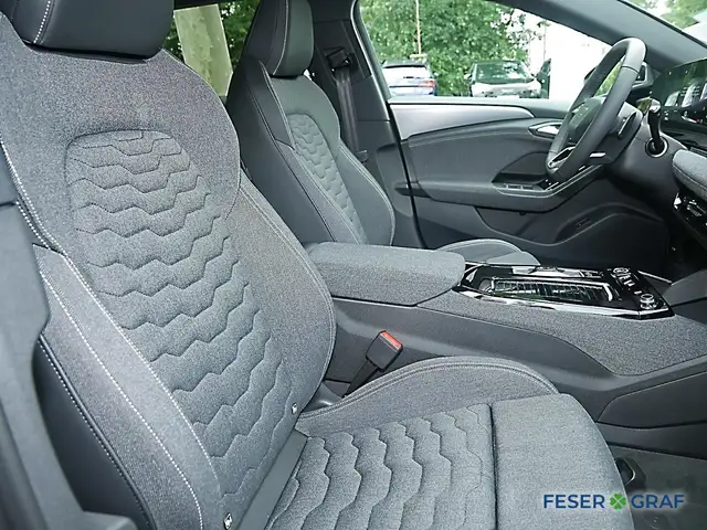 Audi A6 E-Tron view 5