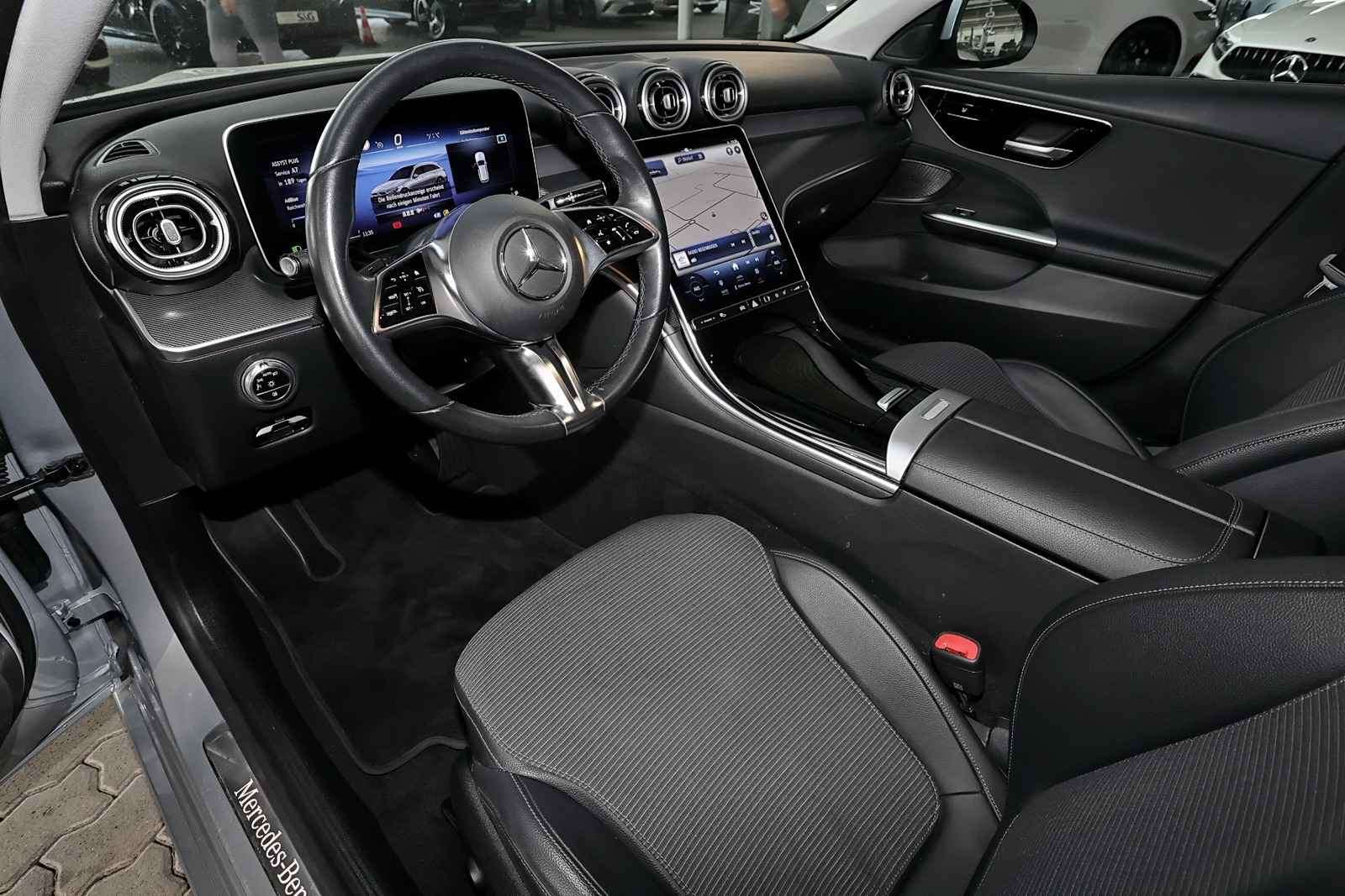 Mercedes-Benz C 220