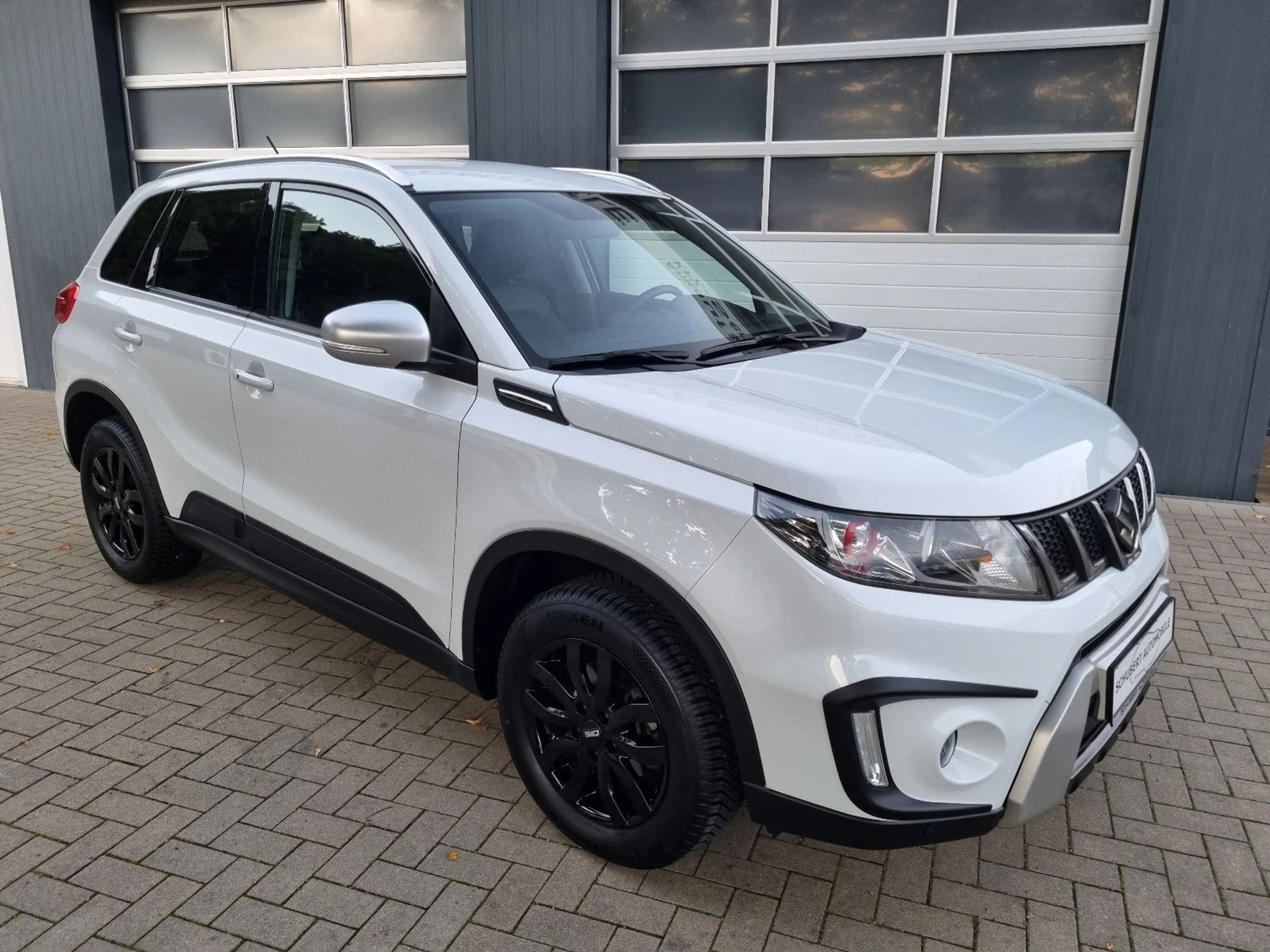 Suzuki Vitara 1.4 S 4x4 *1 Hand,Navi,LS,RS,Shzg,LED...