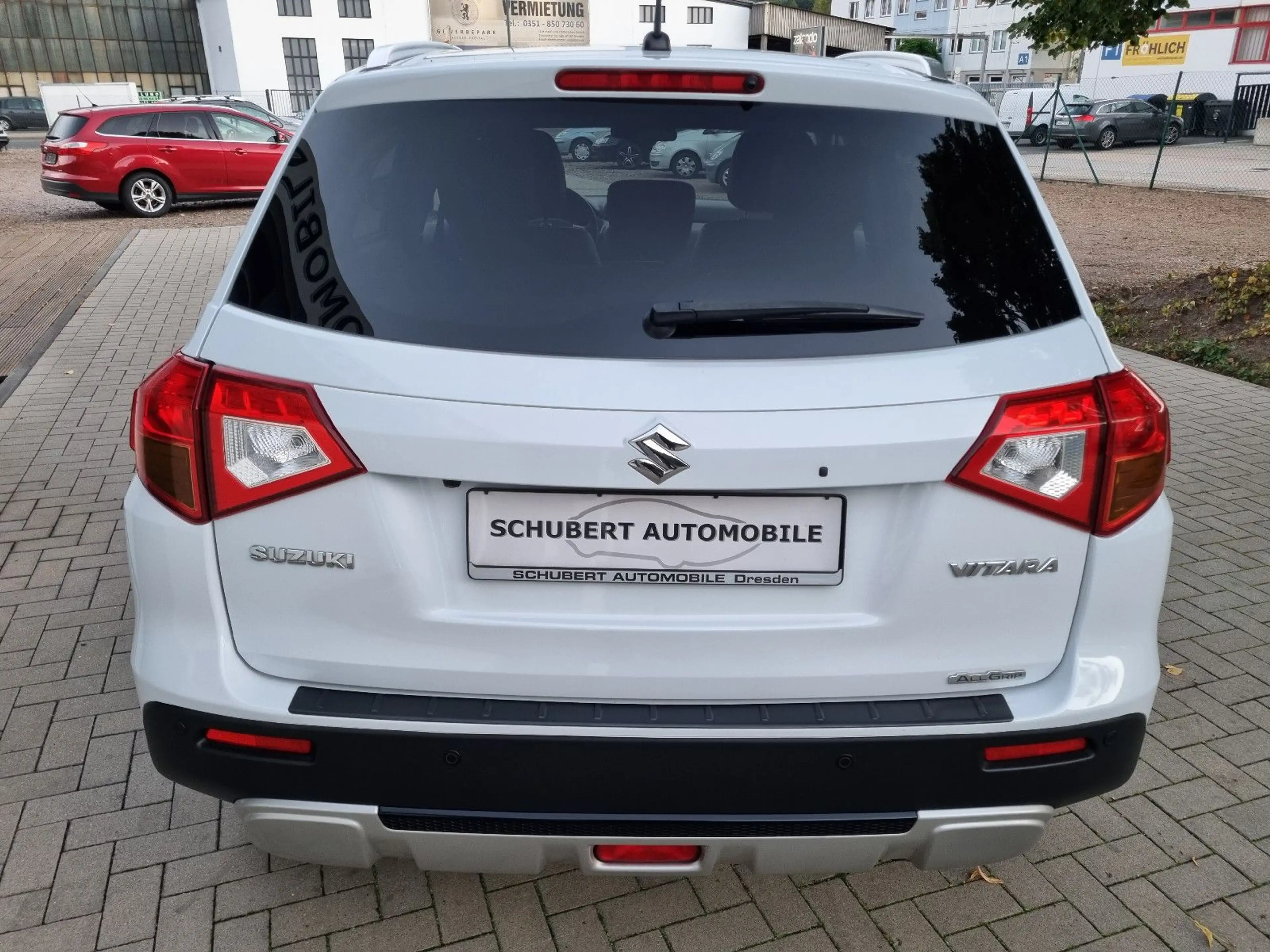 Suzuki Vitara 1.4 S 4x4 *1 Hand,Navi,LS,RS,Shzg,LED... — photo 6