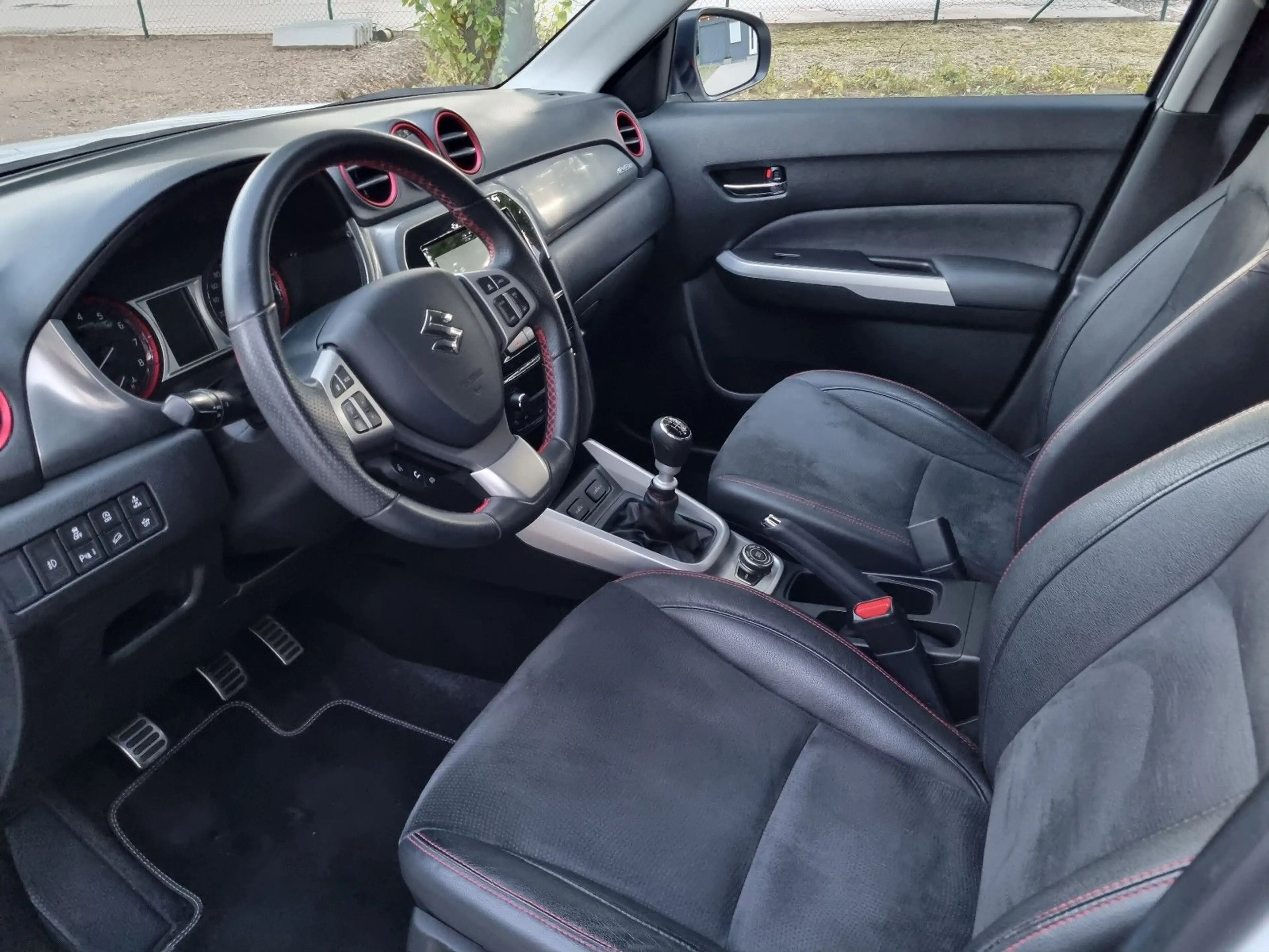 Suzuki Vitara 1.4 S 4x4 *1 Hand,Navi,LS,RS,Shzg,LED... — photo 8