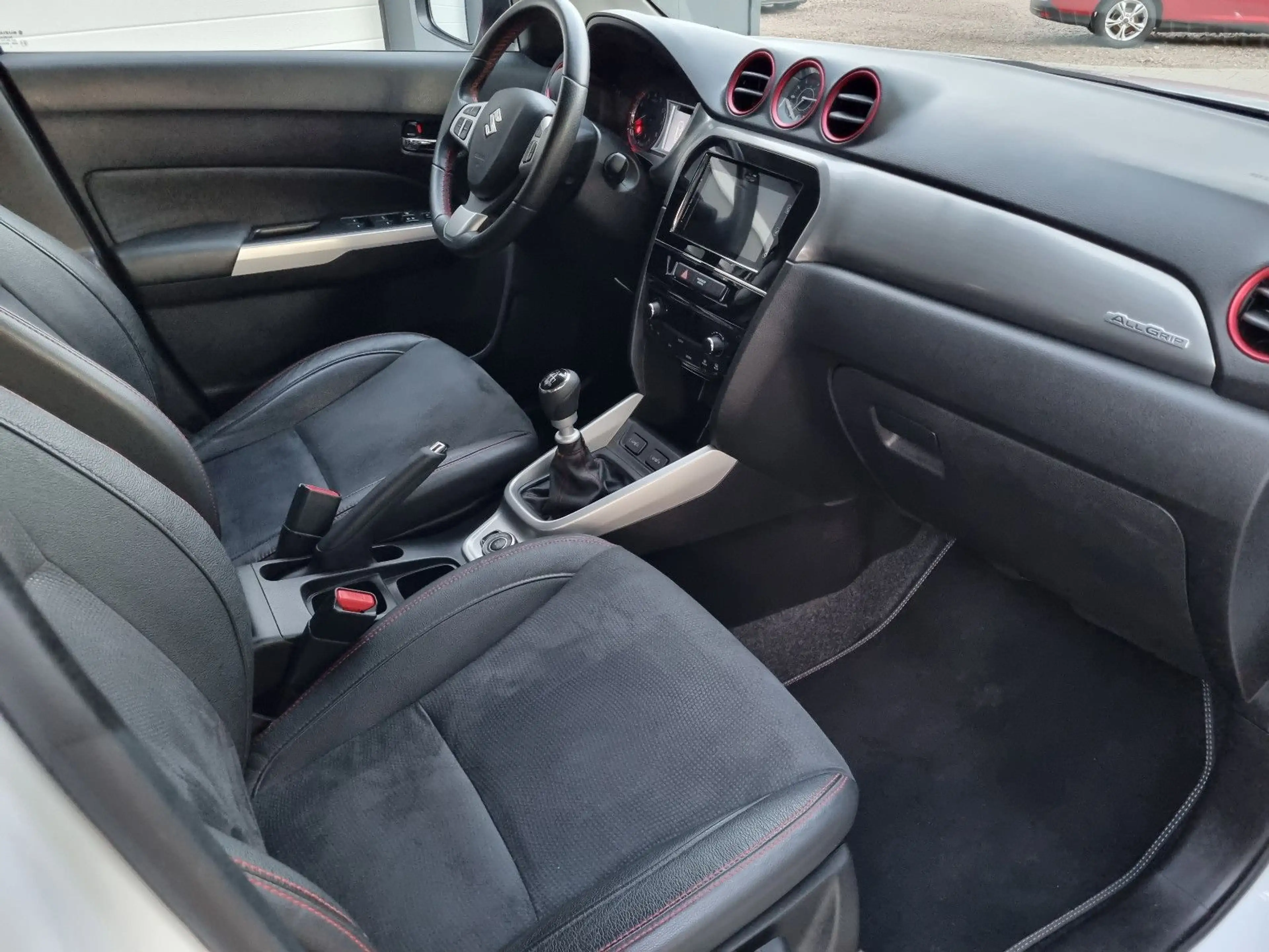 Suzuki Vitara 1.4 S 4x4 *1 Hand,Navi,LS,RS,Shzg,LED... — photo 9