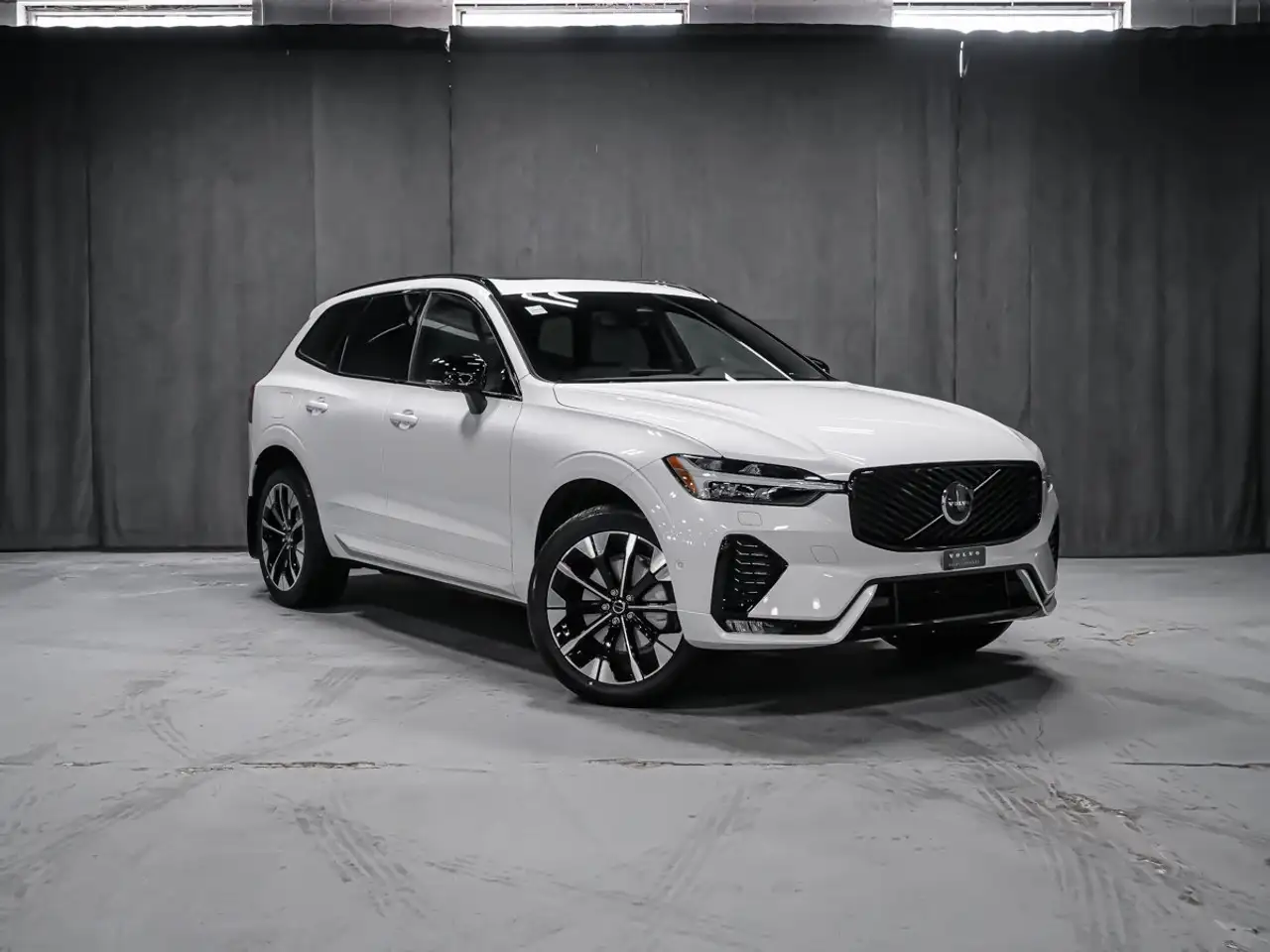 Volvo XC60 снимка Volvo XC60