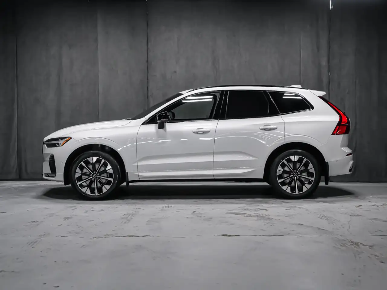 Volvo XC60 снимка Volvo XC60