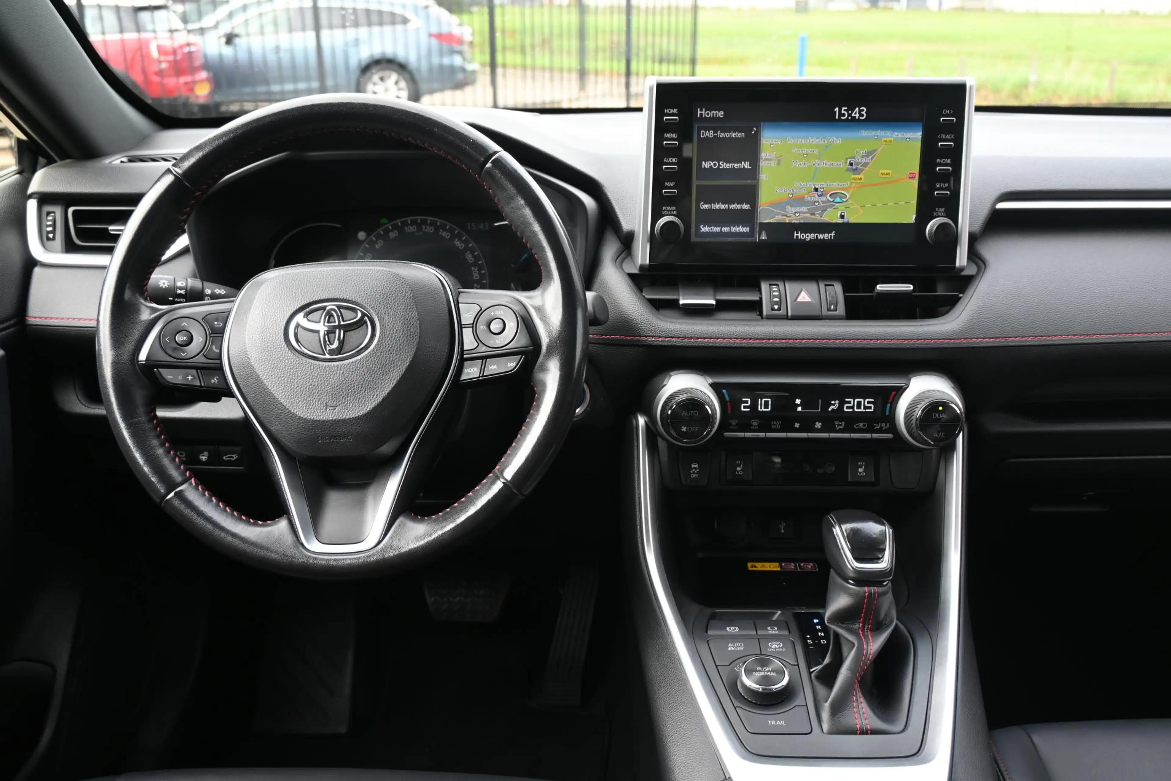 Toyota RAV4 2.5 Plug-in Hybrid AWD Dynamic — photo 14