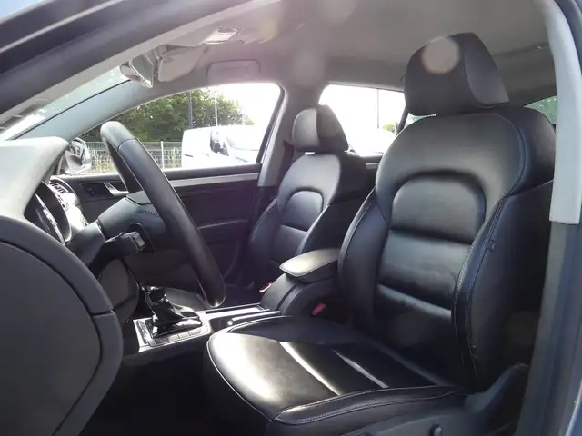 Skoda Superb view 12