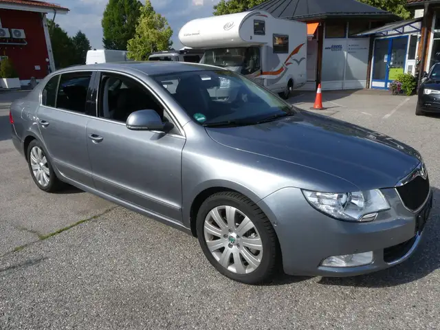 2012 Skoda Superb in Silver for sale