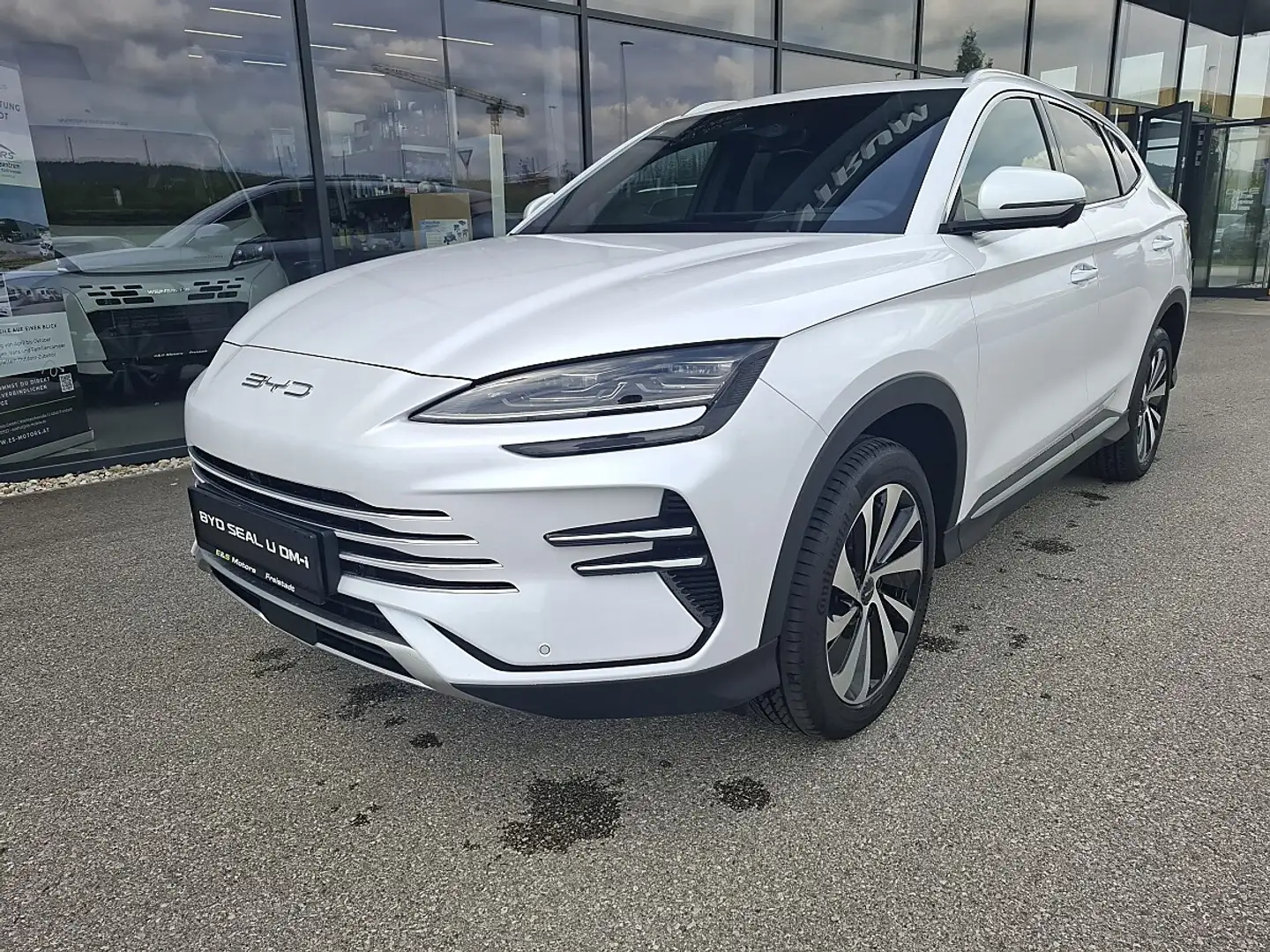 BYD Seal U DM-i PHEV 18,3kWh AWD Design Österreich Paket Schwarz - 1