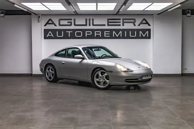 Porsche 996 Carrera Coupé