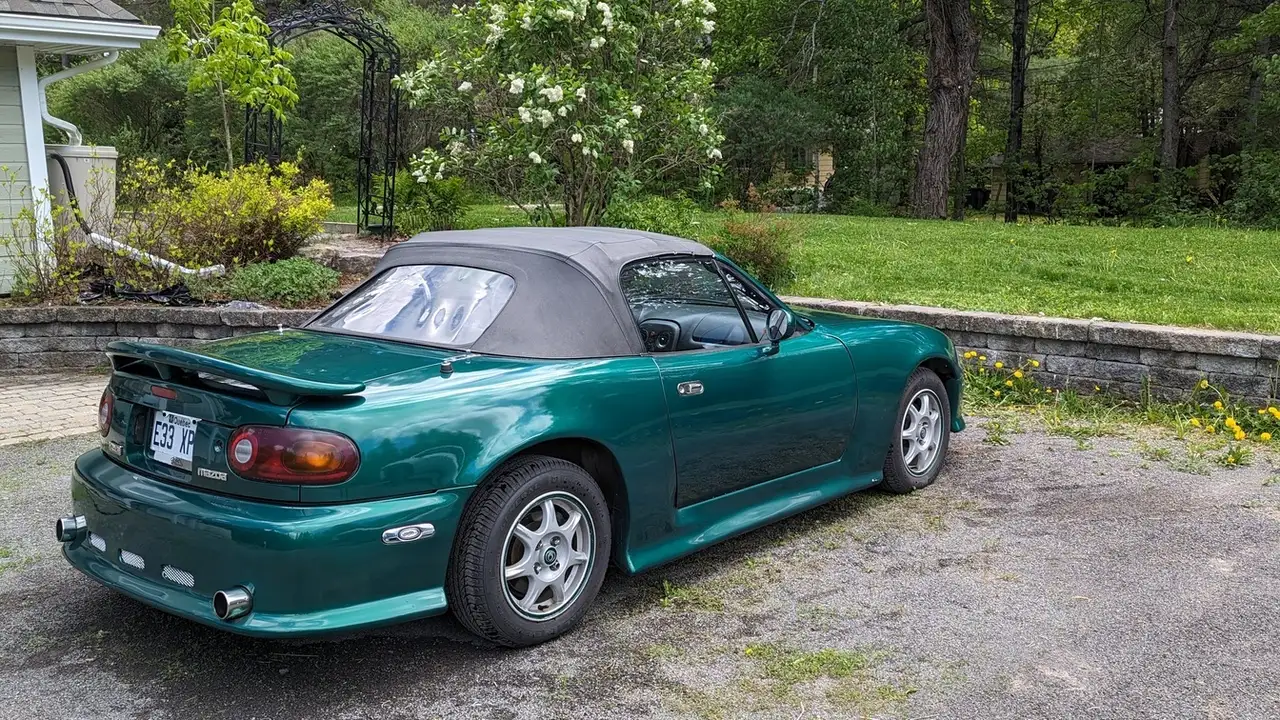 Mazda MX-5 Miata снимка Mazda MX-5 Miata