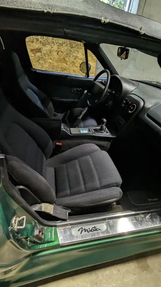 Mazda MX-5 Miata снимка Mazda MX-5 Miata