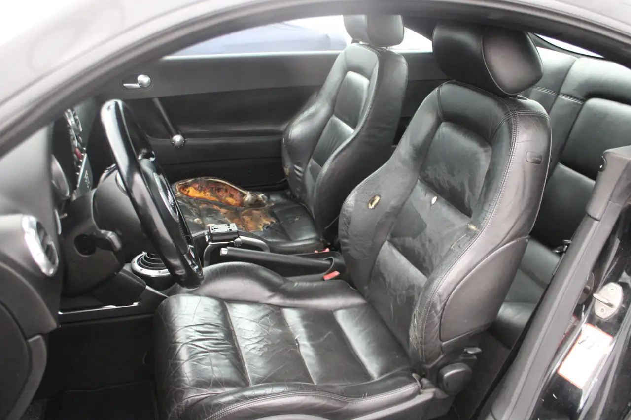 Audi TT 1.8 5V Turbo opknapper of onderdelen, foto 11