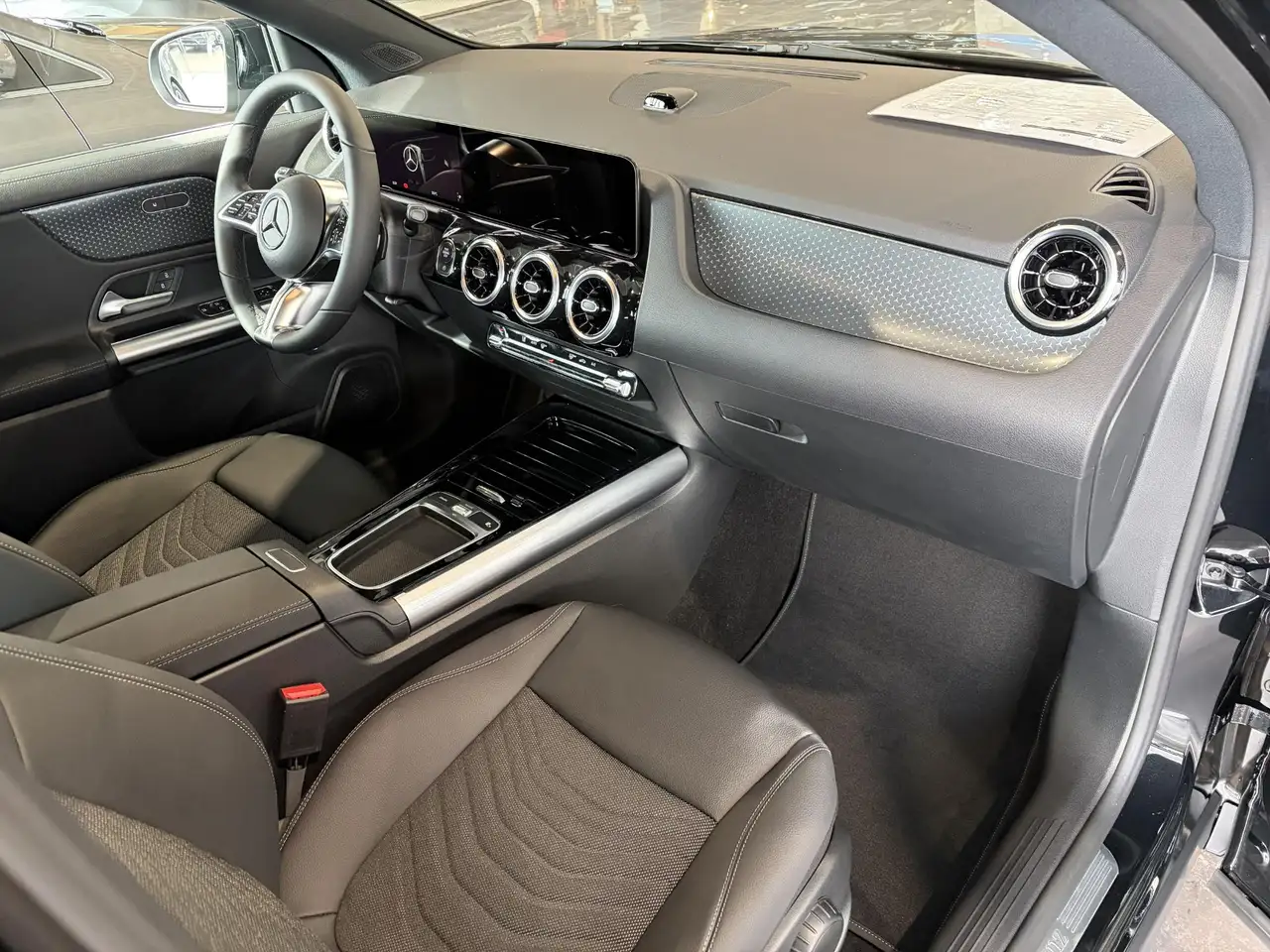 Mercedes-Benz GLA 2026