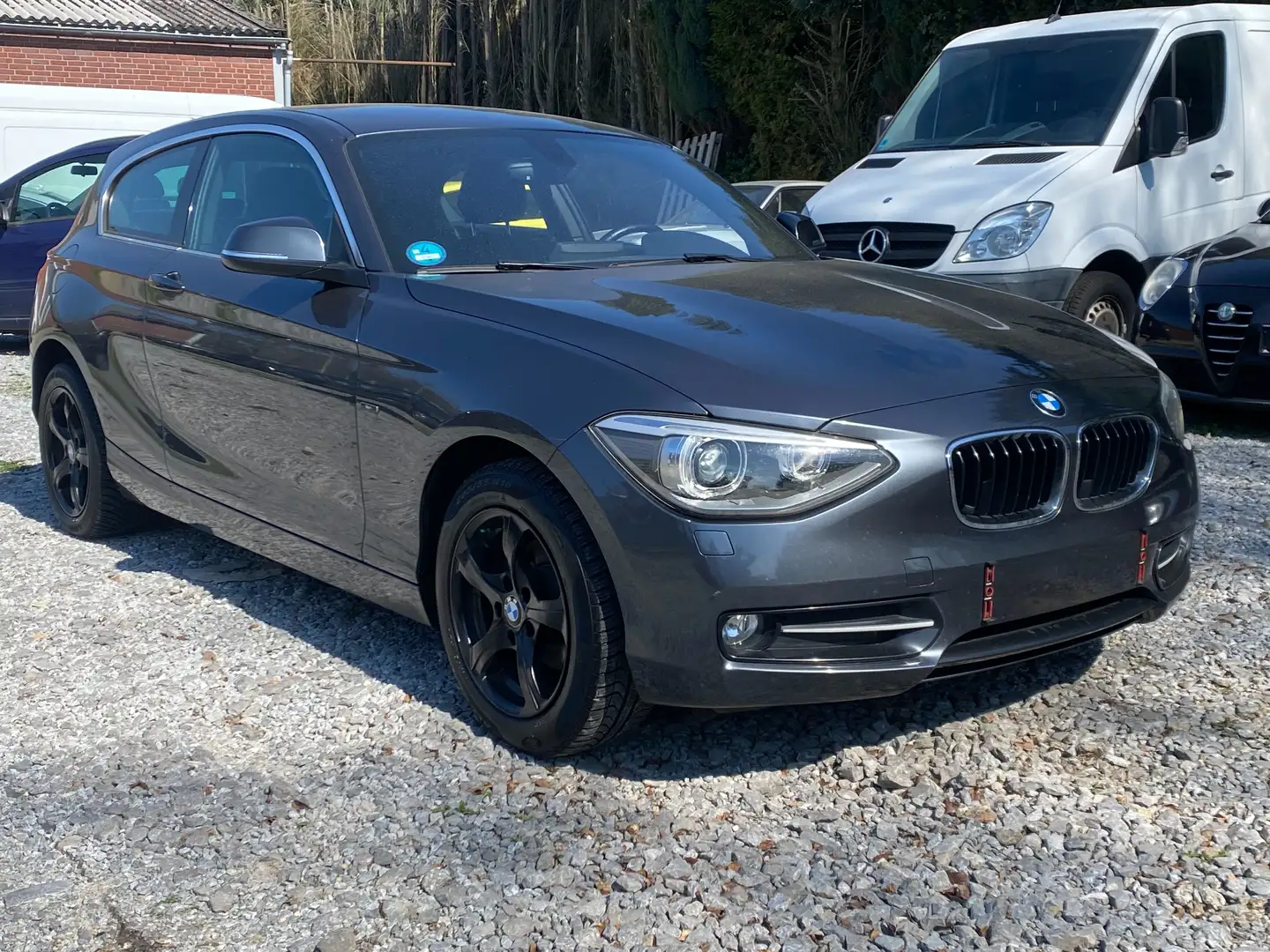 BMW 116 116 i Sport Aut. ! Motor Geräusch ! Gris - 1