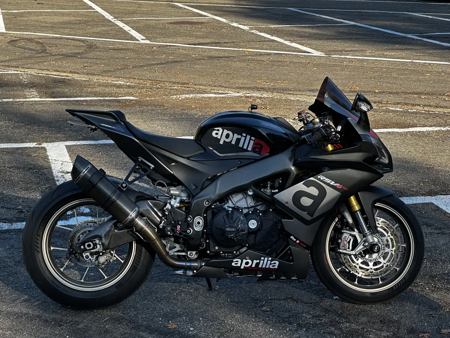 Aprilia RSV4 aprc abs - 2