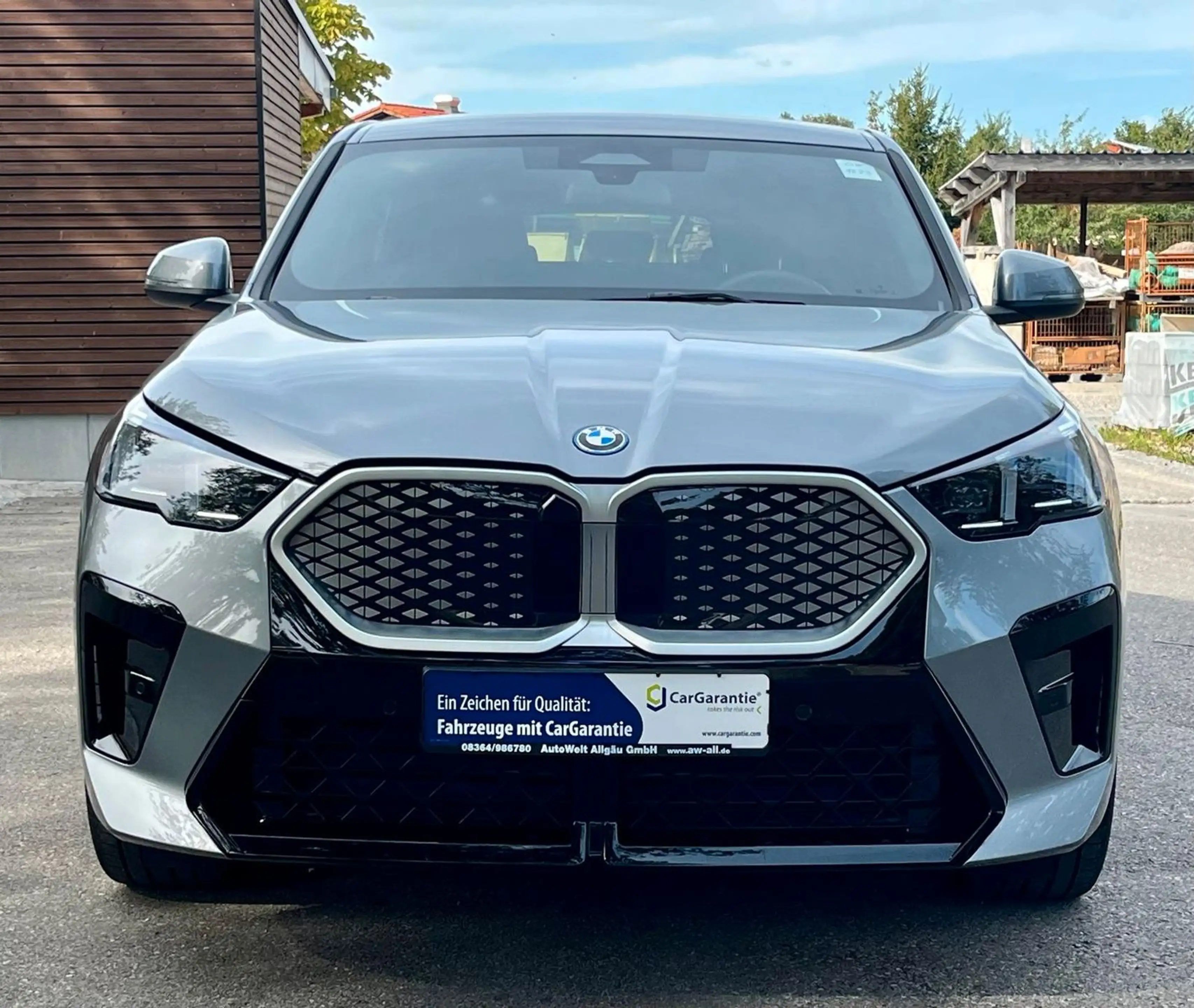 BMW iX2 20 eDrive M Sport *AppConn* — photo 2