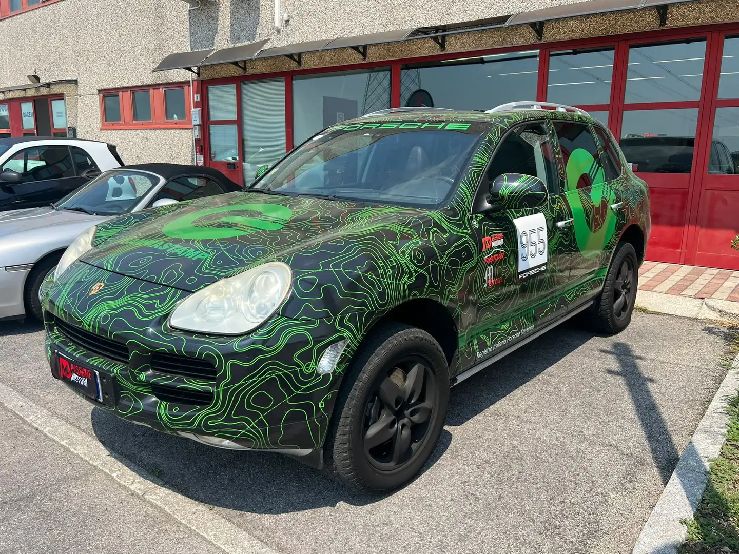 Porsche Cayenne 4.5 S UNICA con Pacchetto off road avanzato Grijs - 1