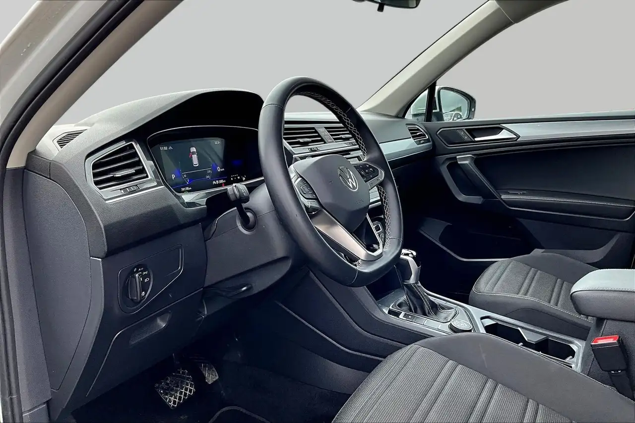 Volkswagen Tiguan снимка Volkswagen Tiguan