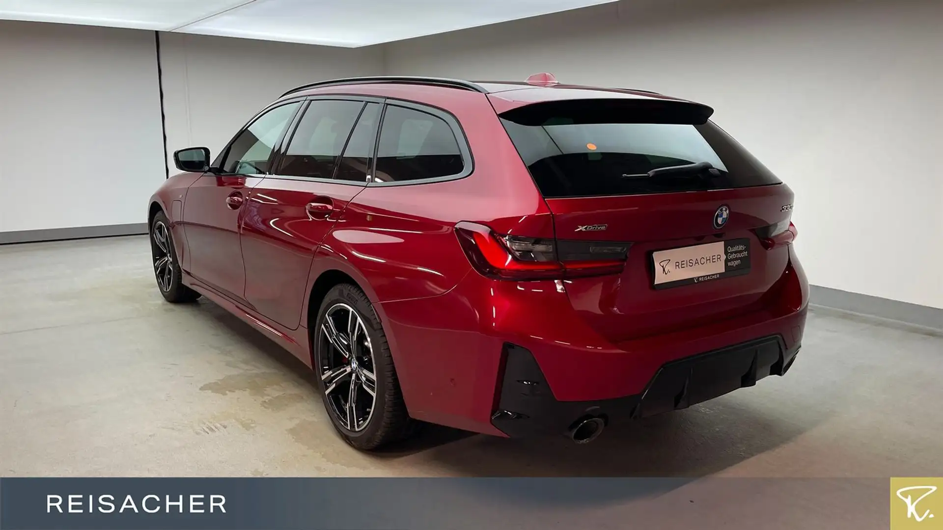 BMW 330 e A xDrive Tou M-Sport PRO,Pano,AHK;360°,ACC Rot - 2