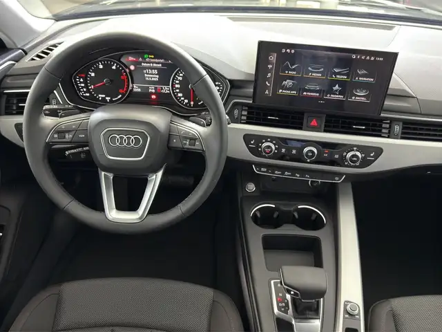 Audi A4 view 7