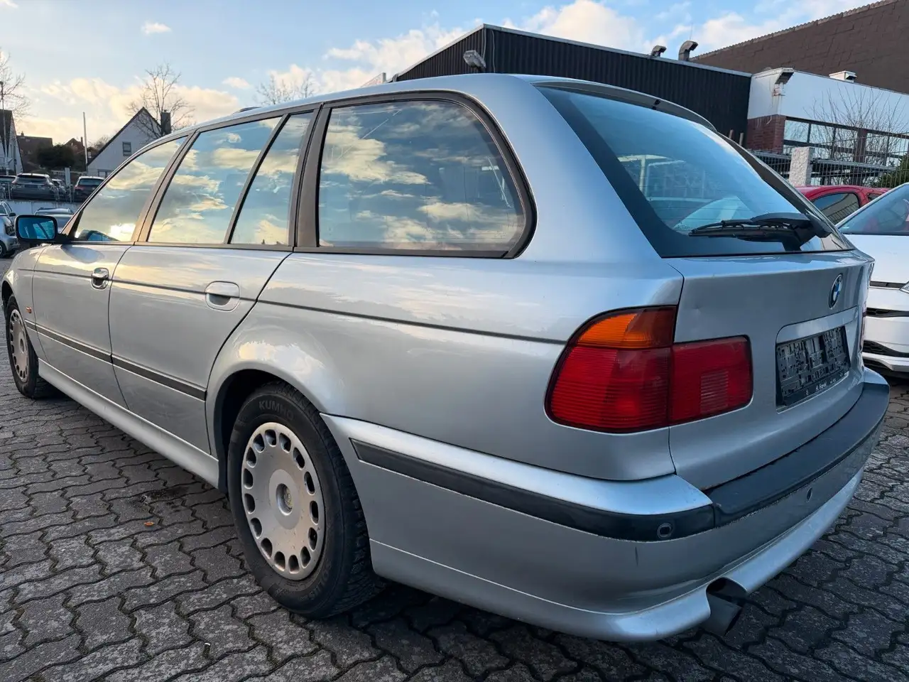 BMW 520 i Touring Klimaautomatik,Leder,Sciebedah,PDC, foto 2
