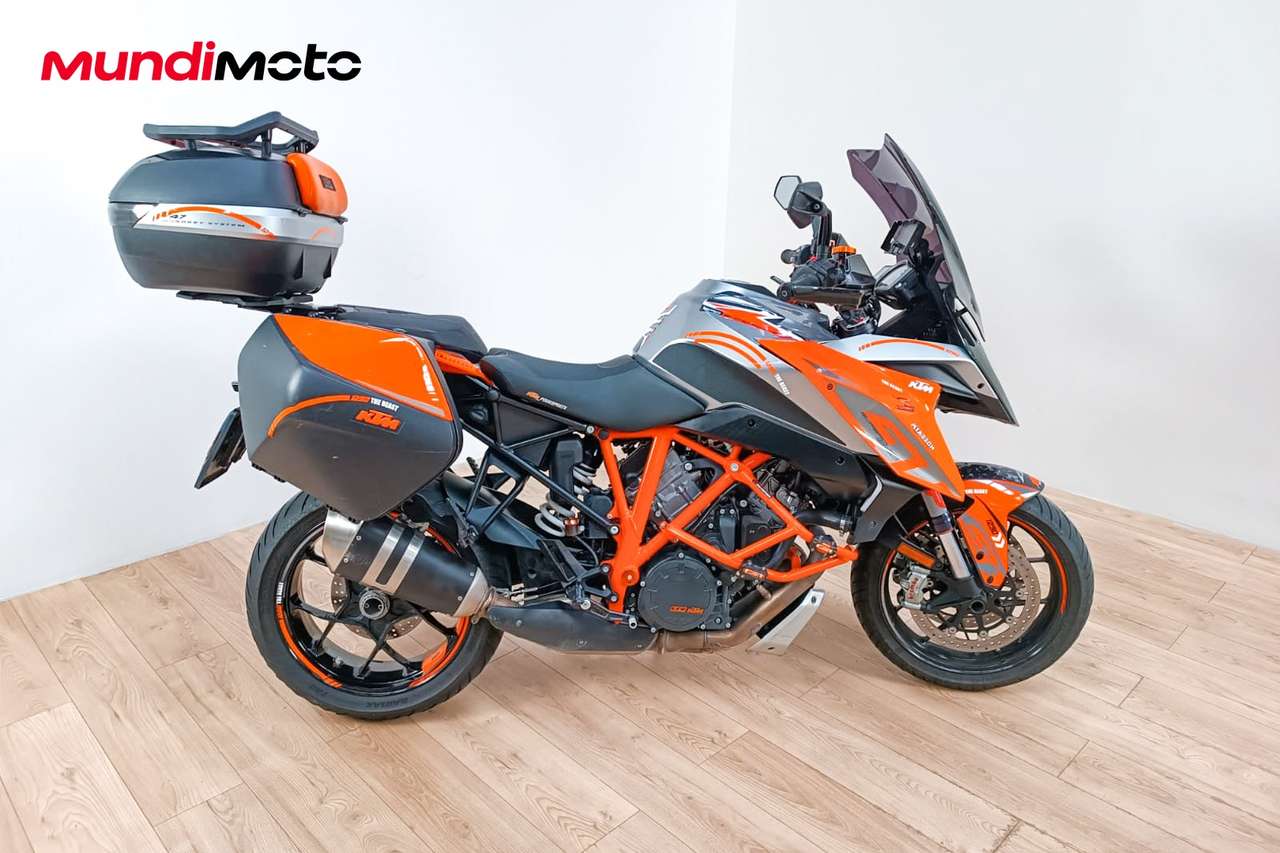 KTM 1290 Super Duke GT