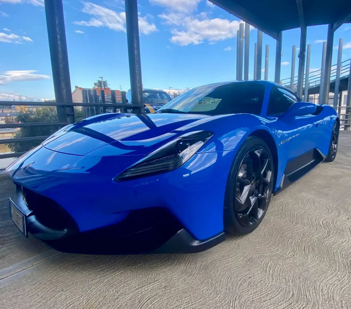 Maserati MC20 MC20 3.0 V6 630cv rwd auto Синій - 2