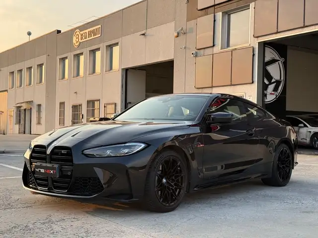 BMW M4 M4 Competition xDrive auto