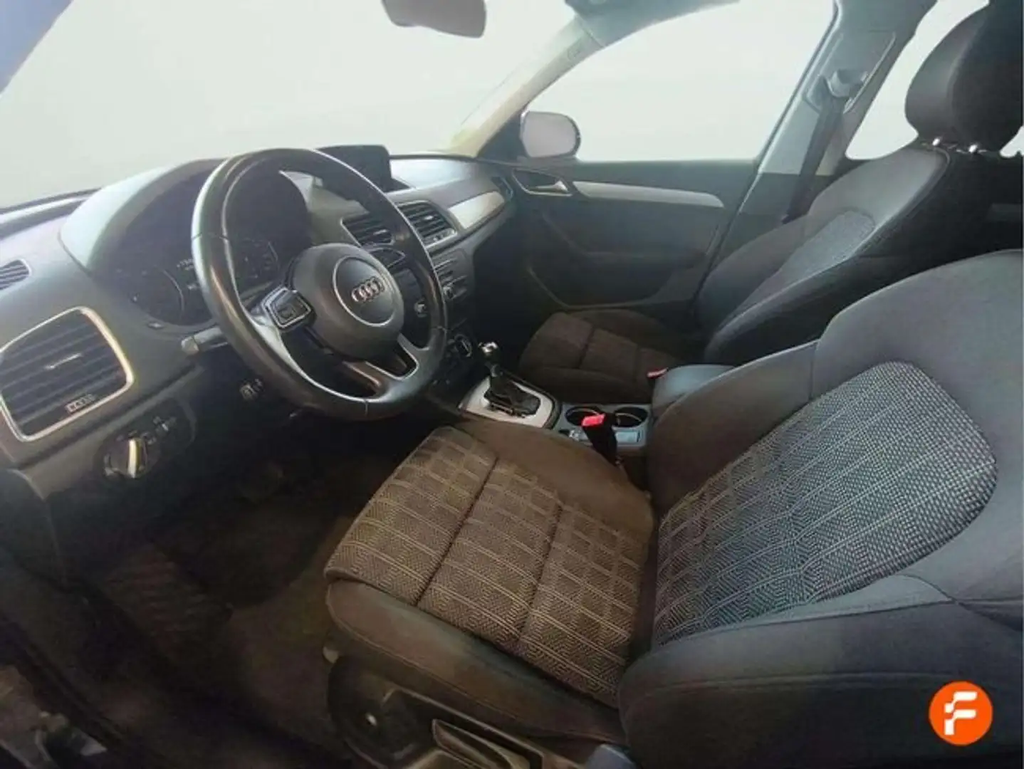 Audi Q3 2.0TDI Attraction S tronic 110kW Gris - 2