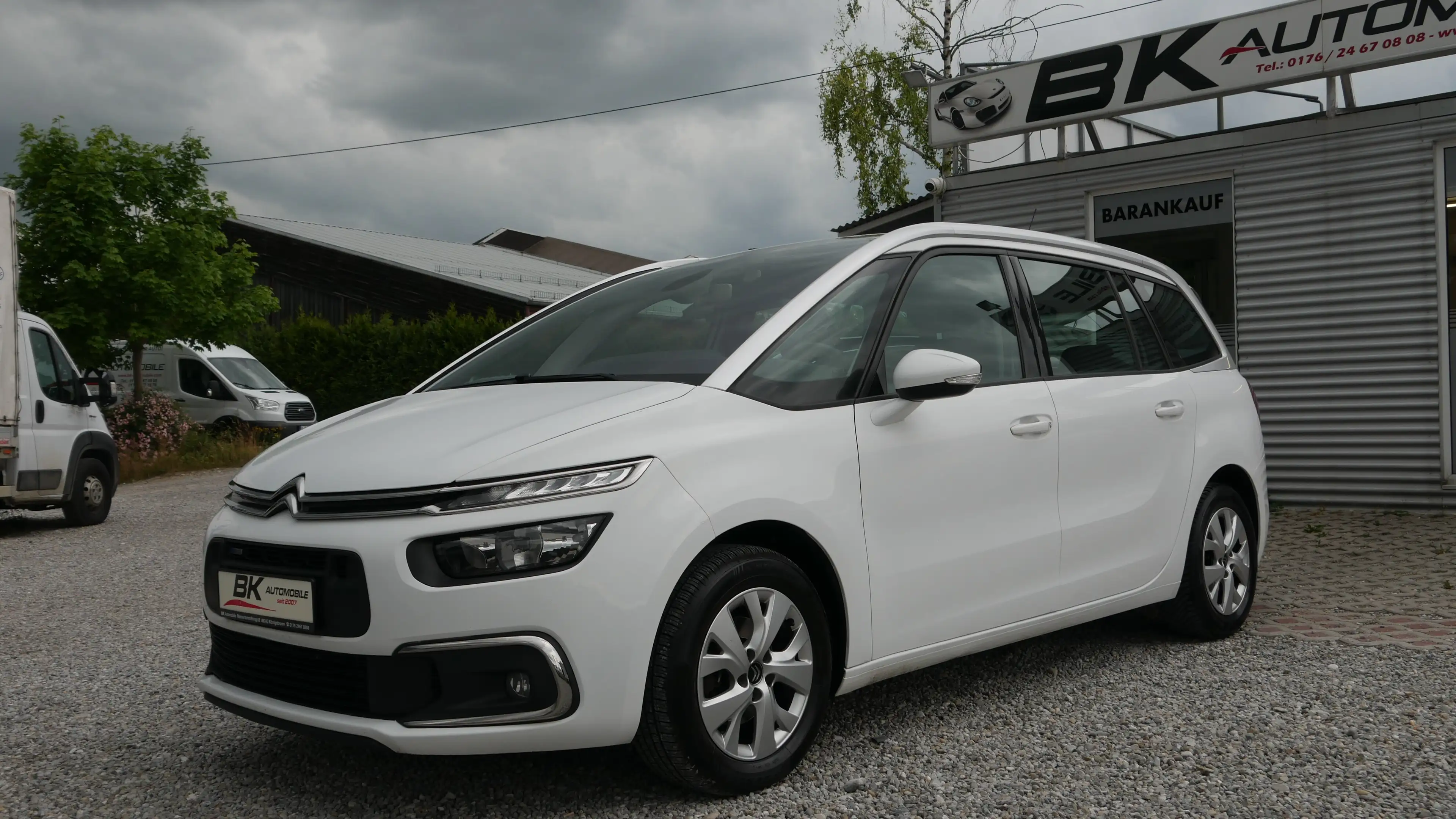 Citroen Grand C4 SpaceTourer Scheckheft Einparkhilfe AHK Sitzheizung Klima Navi — photo 7