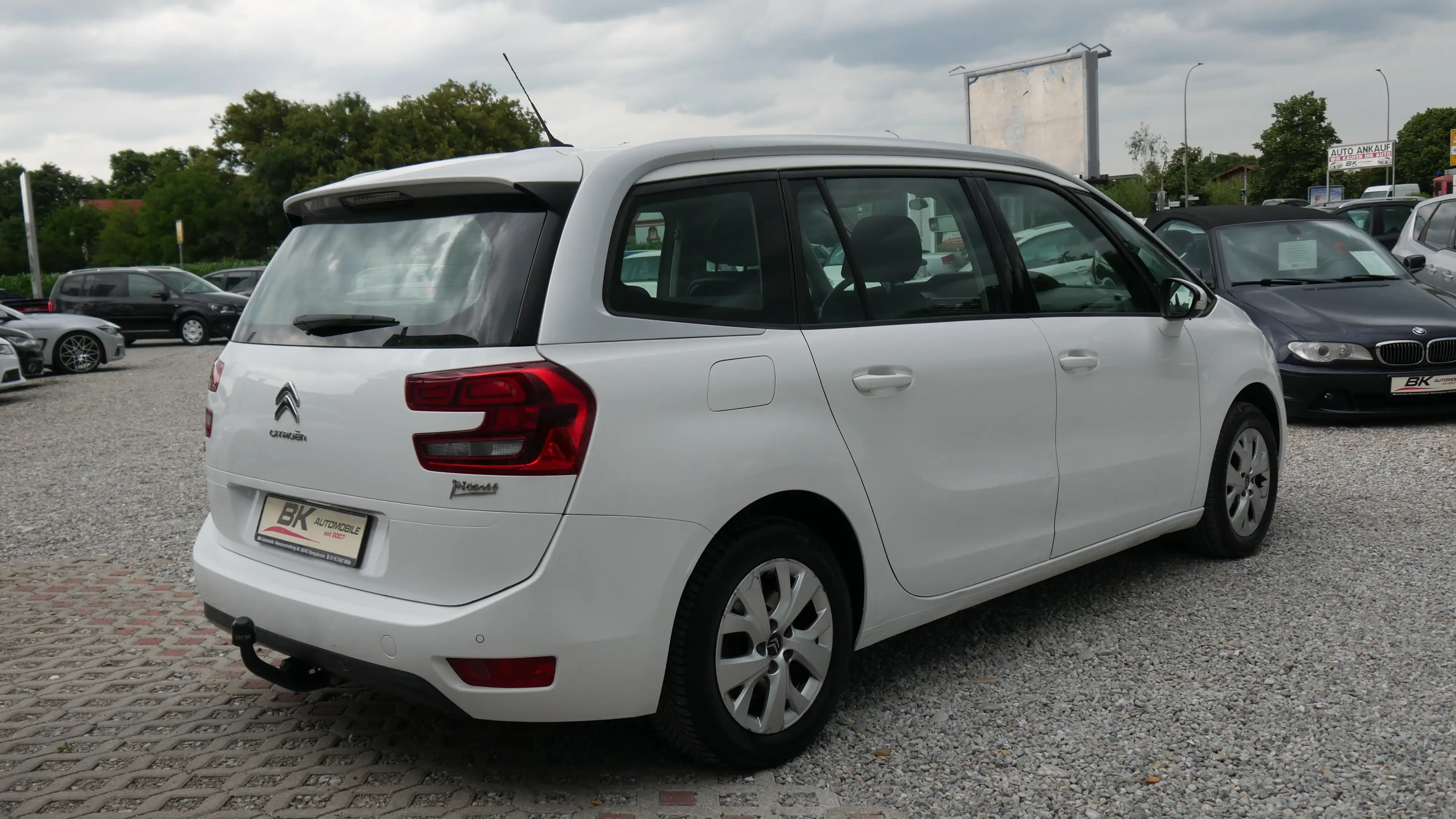 Citroen Grand C4 SpaceTourer Scheckheft Einparkhilfe AHK Sitzheizung Klima Navi — photo 3