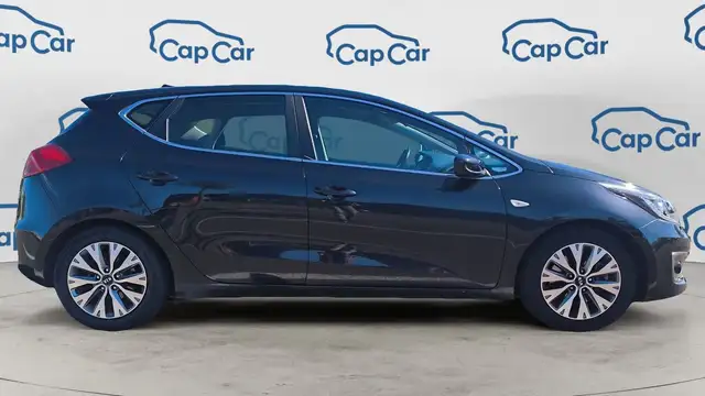 Kia Unknown Model view 4
