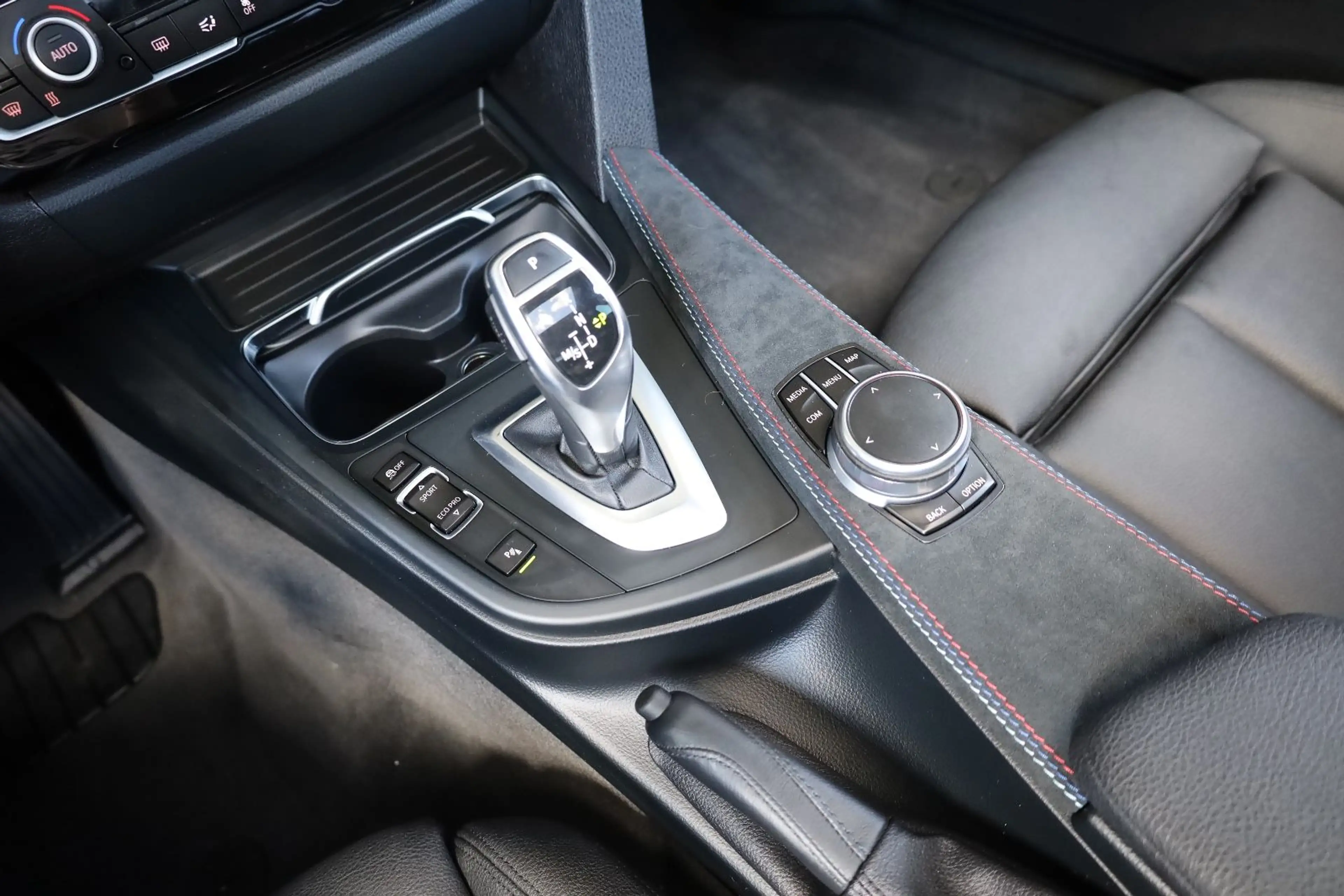 BMW 440 440i xDrive Gran Coupé/HK/LED/RFK/APPLE/SBD/R20 — photo 14