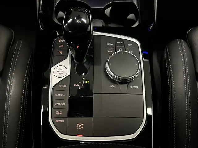 BMW X3 view 21