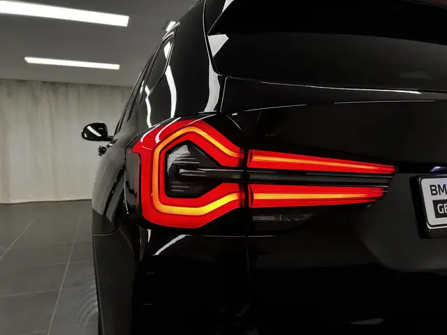 BMW X3 view 14