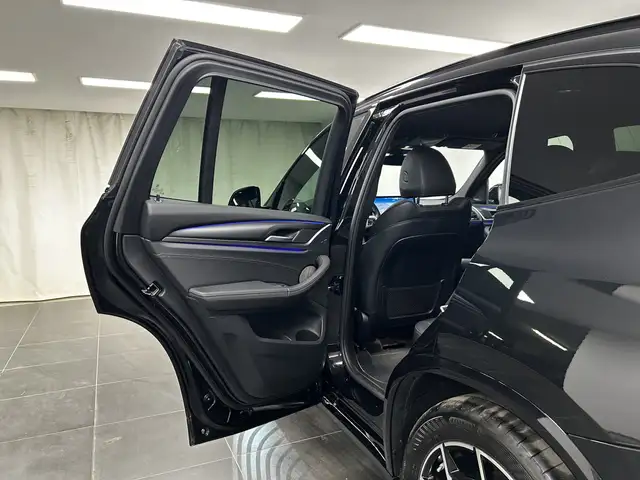 BMW X3 view 15