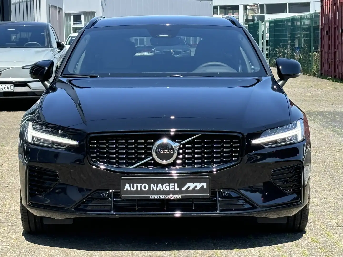 Volvo V60 V60 Recharge T6 Plus Dark /Sitzhzg./Google/LED// Schwarz - 2
