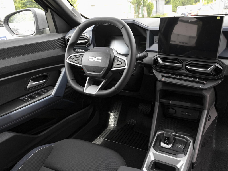 Dacia Duster Journey HYBRID 140 8-fach bereift NAVI SHZ PDC RFK LHZ — photo 6