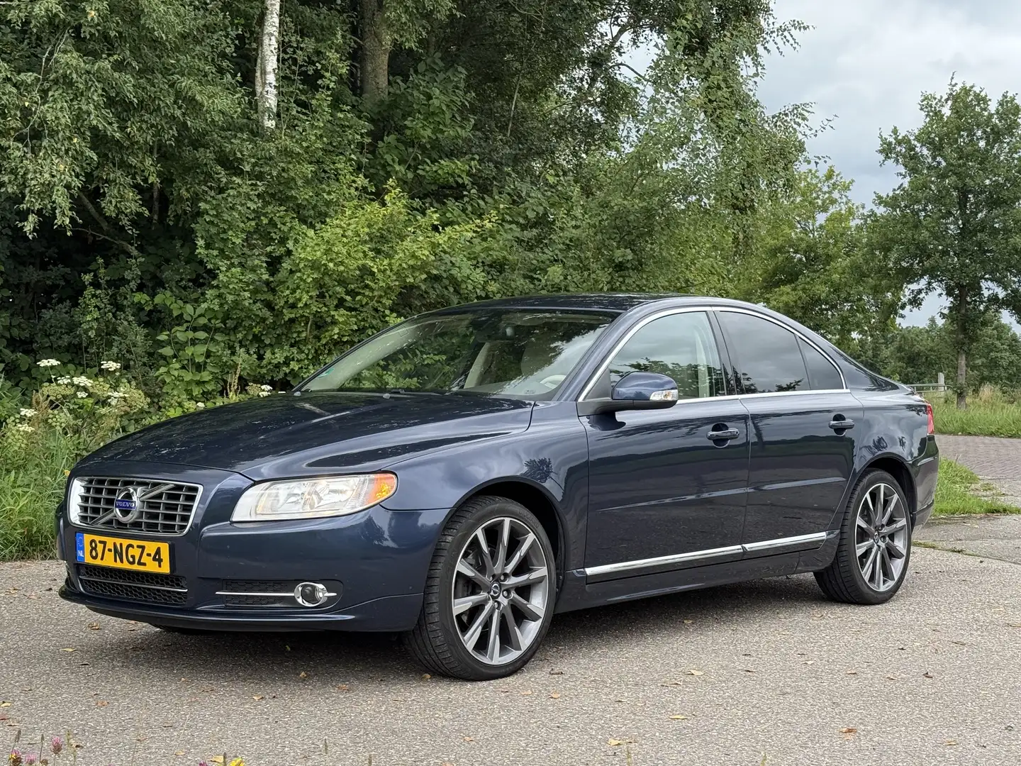 Volvo S80 2.5 T Momentum 231PK geartronic plava - 1