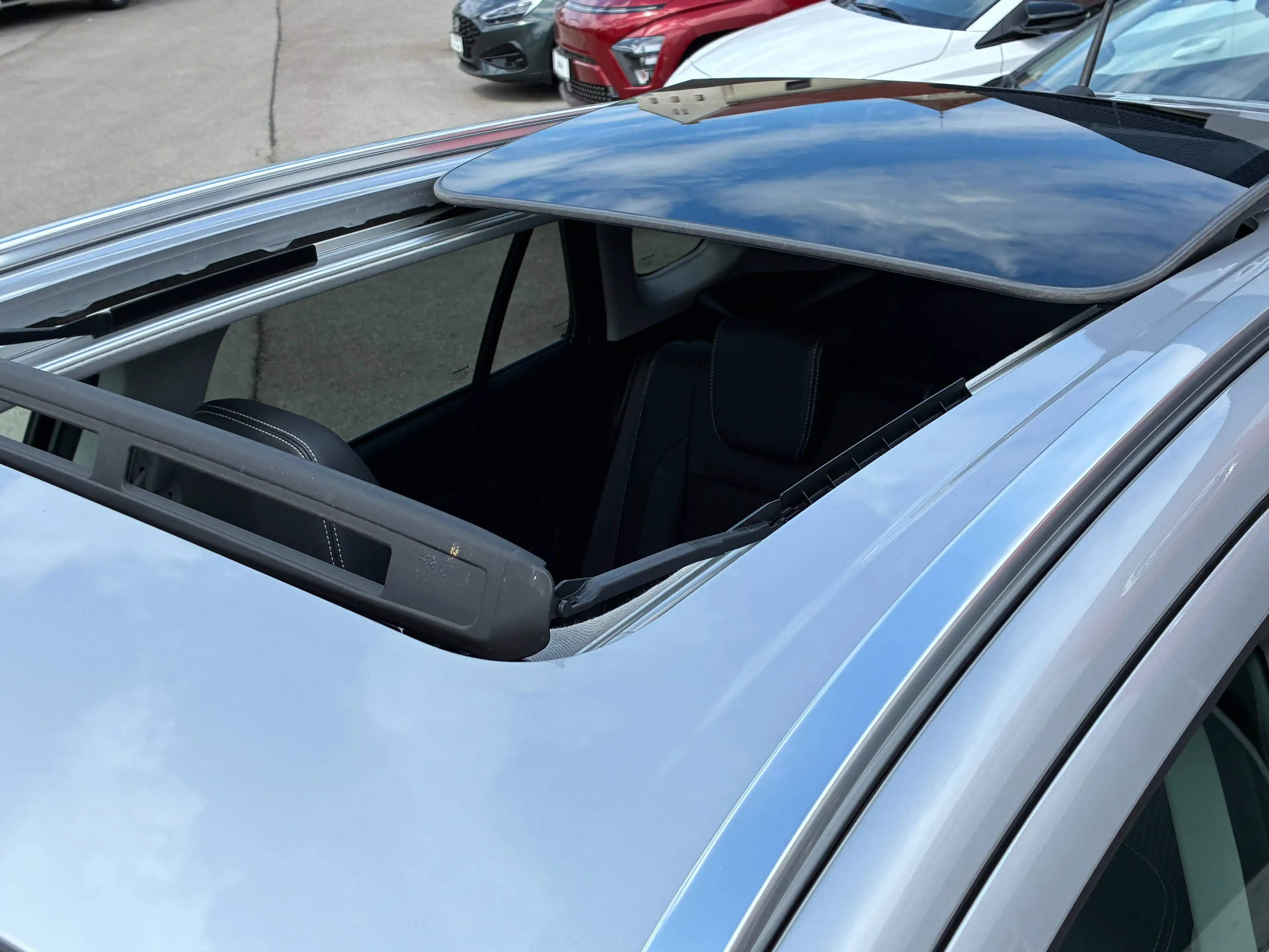 Suzuki S-Cross 1,4 GL+ DITC Hybrid ALLGRIP flash — photo 7