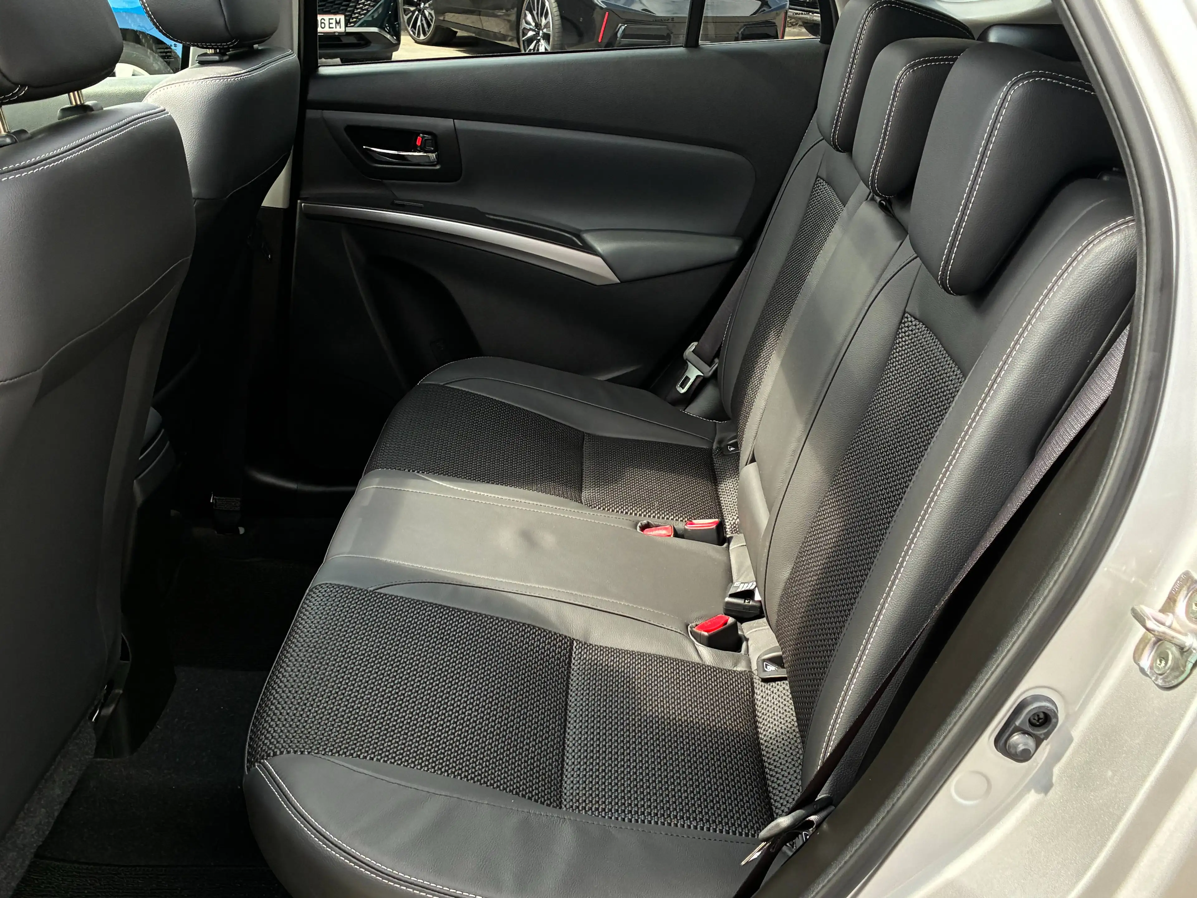 Suzuki S-Cross 1,4 GL+ DITC Hybrid ALLGRIP flash — photo 9